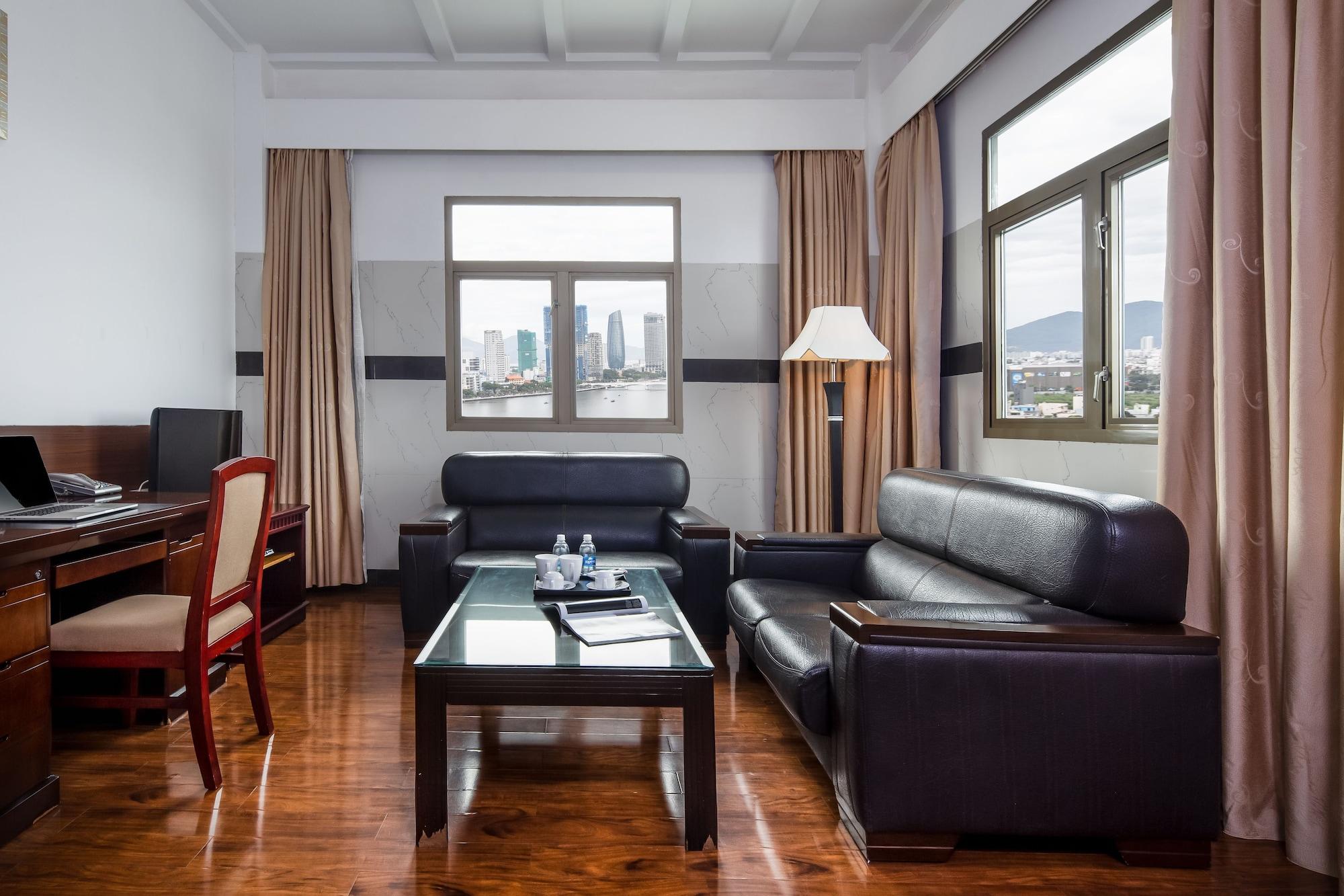 Da Nang Riverside Hotel Extérieur photo