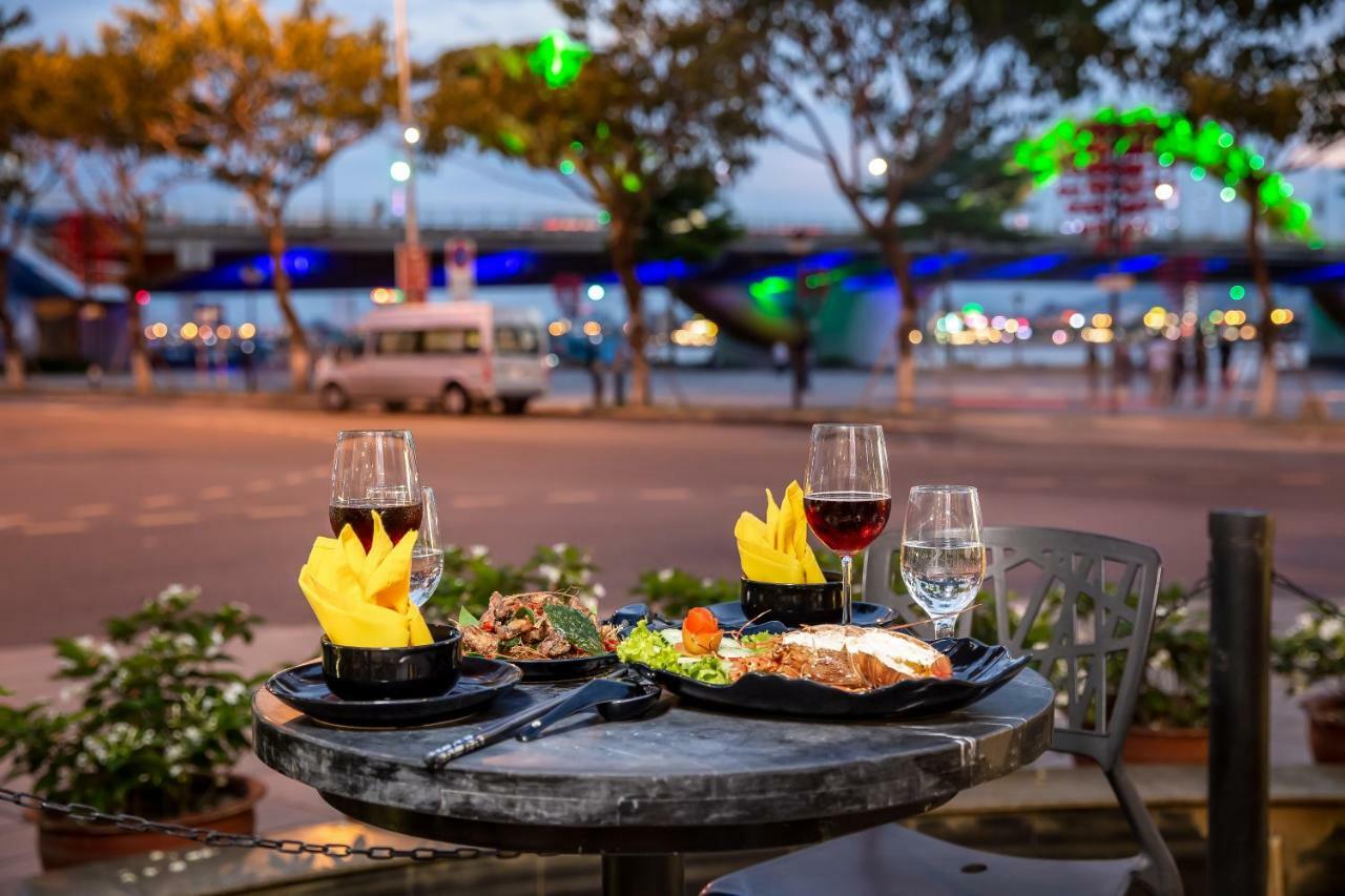 Da Nang Riverside Hotel Extérieur photo